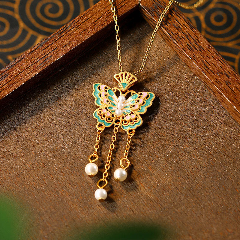 El Yuan Youmeng Filigold Color Butterfly Necklace, Simple and Fashionable