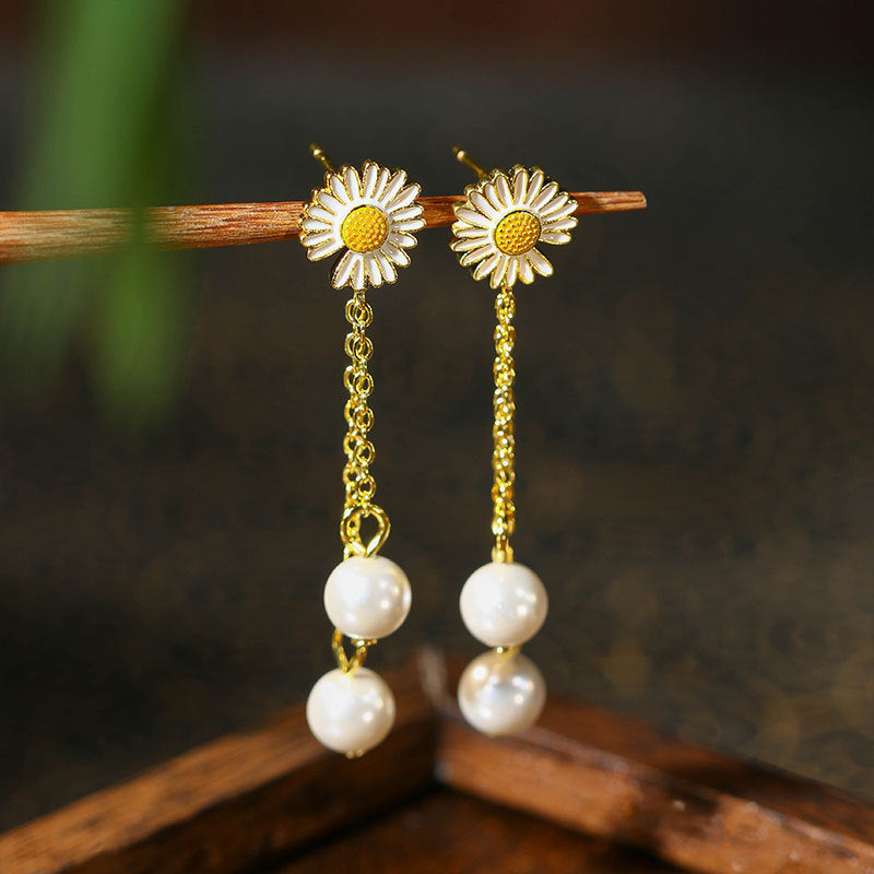 Daisy Pearl Tassel Earrings, European and American Ins Style, Imitation Freshwater Pearl, Antique Design