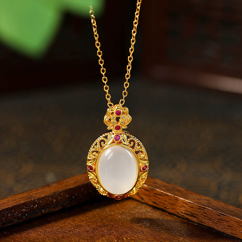 Gold-plated Natural Chalcedony Auspicious Clouds Ruyi Hollow Egg Surface Sachet Pendant Necklace for Women