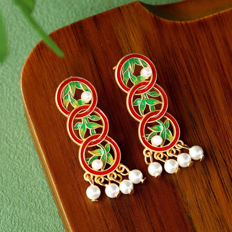 Green Bamboo Design Earrings for Women - Ring-linked Retro Style