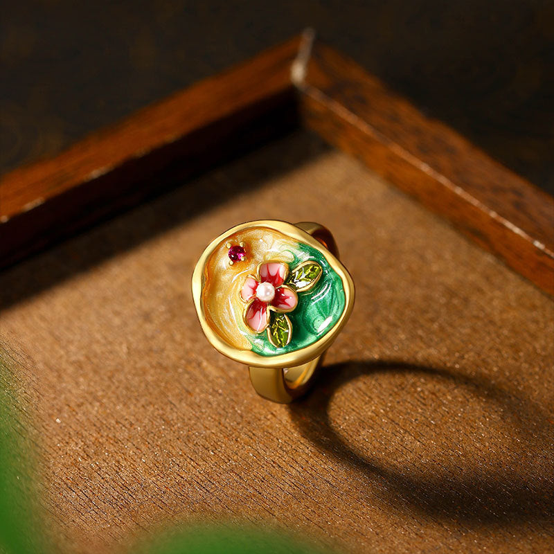 Retro Gold-plated Enamel Flower Ring with Elegant Temperament