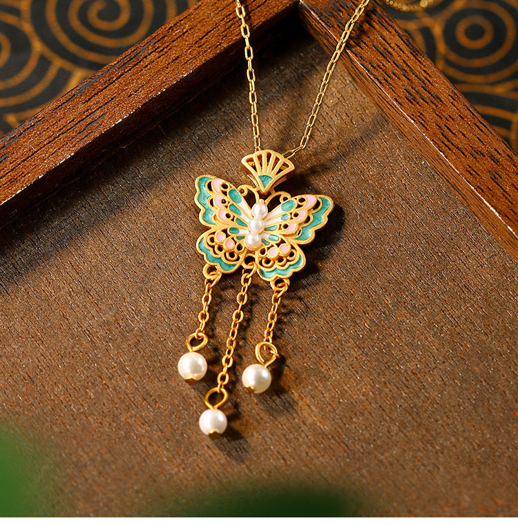 El Yuan Youmeng Filigold Color Butterfly Necklace, Simple and Fashionable