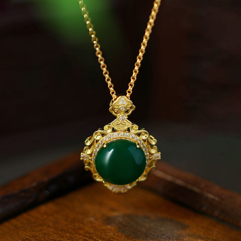 Vintage Gold Plated Imitation Hetian Jade Pendant Necklace for Men and Women
