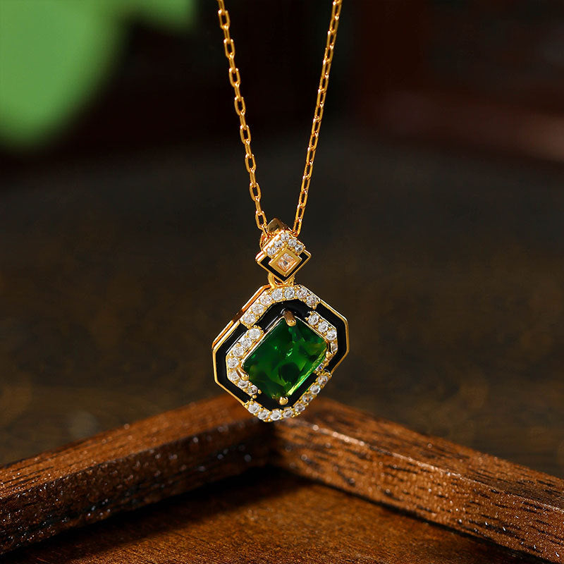 Simple Princess Square Emerald Diamond Light Luxury Black Enamel Necklace for Women - Simulation Paraiba Suit