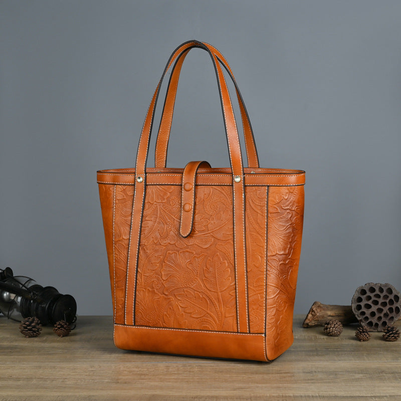 Vintage Cowhide Tote Bag, Large Capacity, Vegetable Tanned Leather, Embossed, Hand-polished
