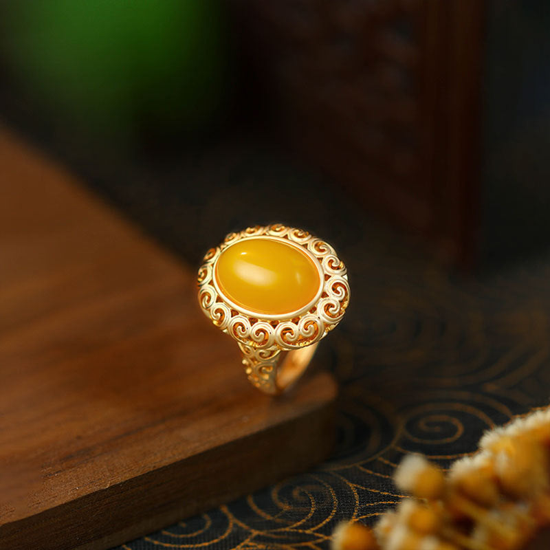 Ancient Gold-plated Beeswax Xiangyun Ruyi Filigold Hollow Egg Face Ring