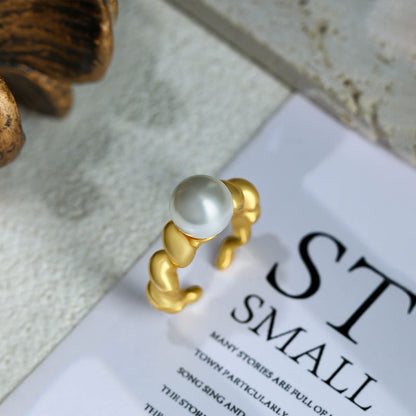 Hong Kong Style Twist Gradient 18k Gold Plated Women's Freshwater Pearl Index Finger Ring