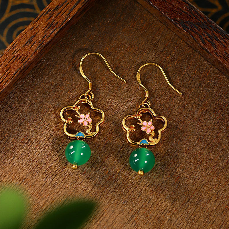 Green Chalcedony Stud Earrings, Small Fresh Flower Design