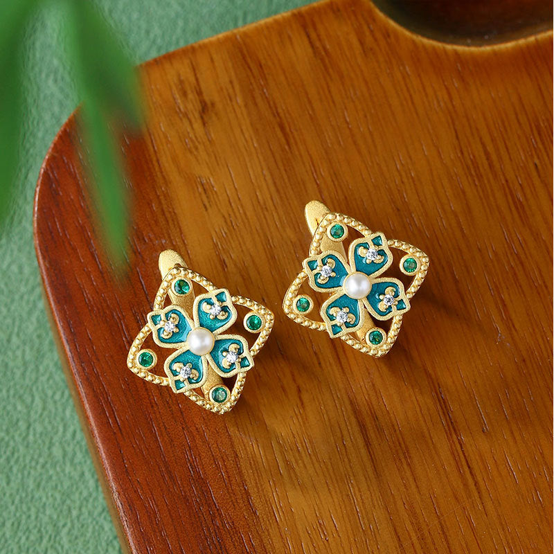 Cold Enamel Imitation Pearl Four-leaf Clover Flower Stud Earrings 925 Silver Needle